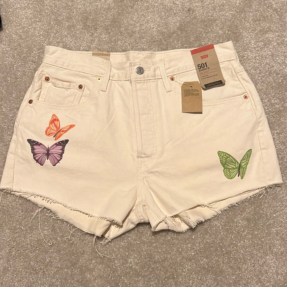 NWT Levis 501 Womens Sz 31 Give Me Butterflies High Rise Button Fly Denim Shorts